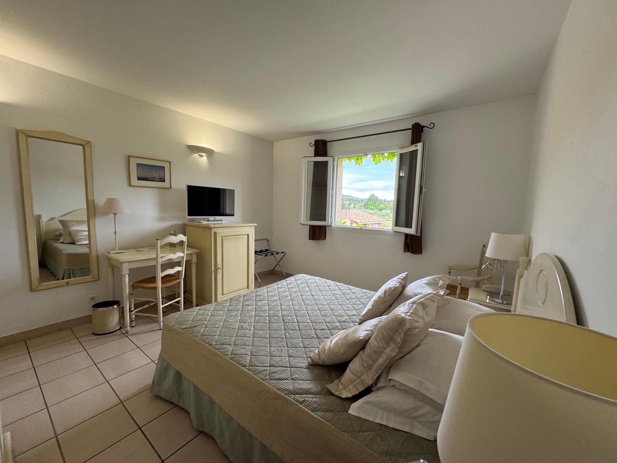 Hotel Terriciae Aux Portes De Maussane Les Alpilles Exterior foto